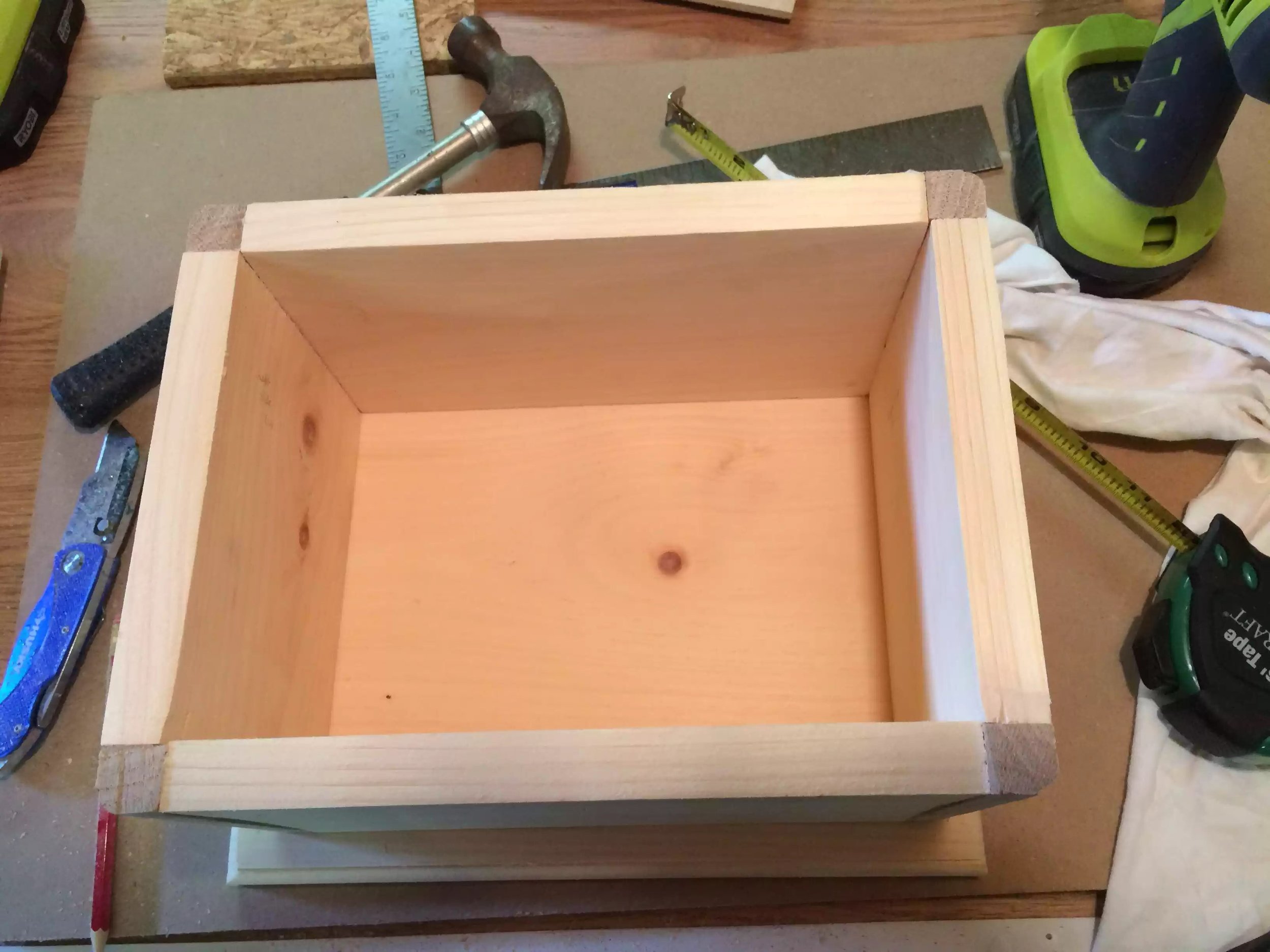 Here is an aerial view, you can see the solid oak corners. I love working with projects that have different woods in it.