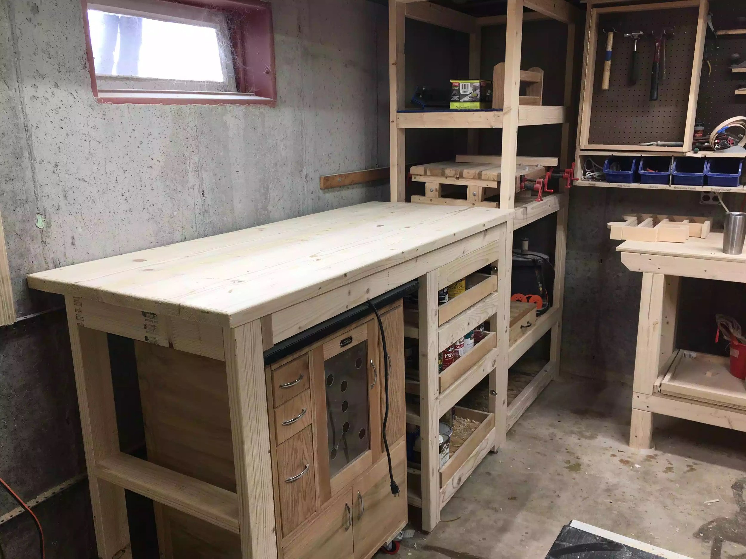 Just made this shelving unit with drawers and a bench (2018)
