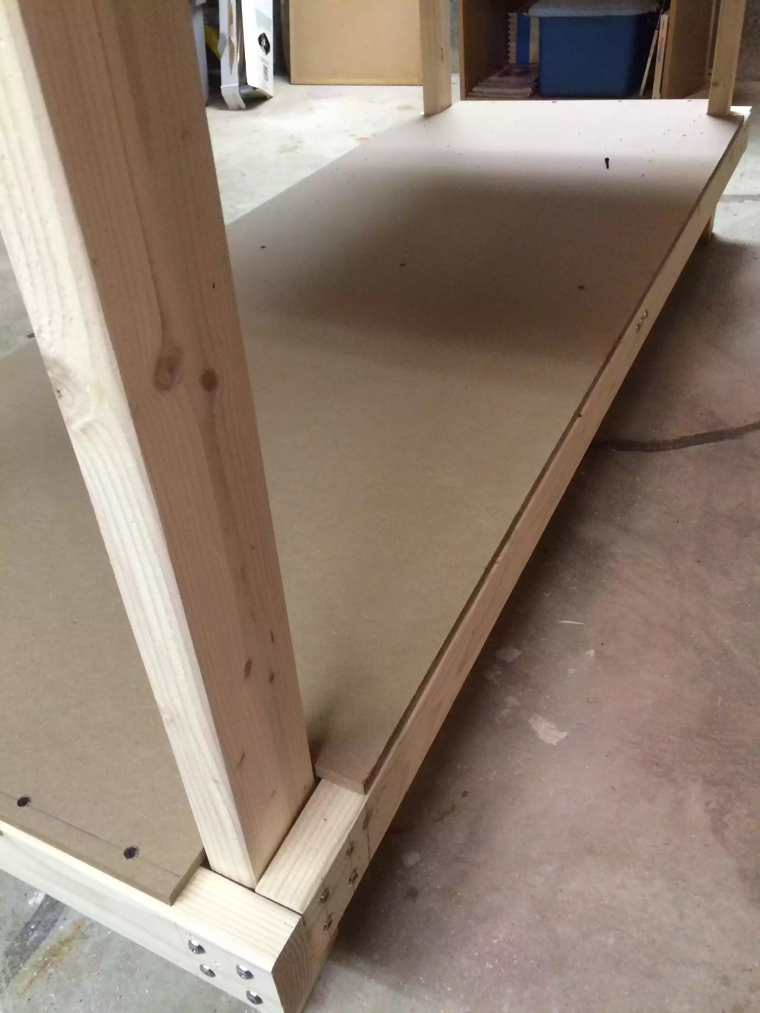 Bottom wraping around the legs