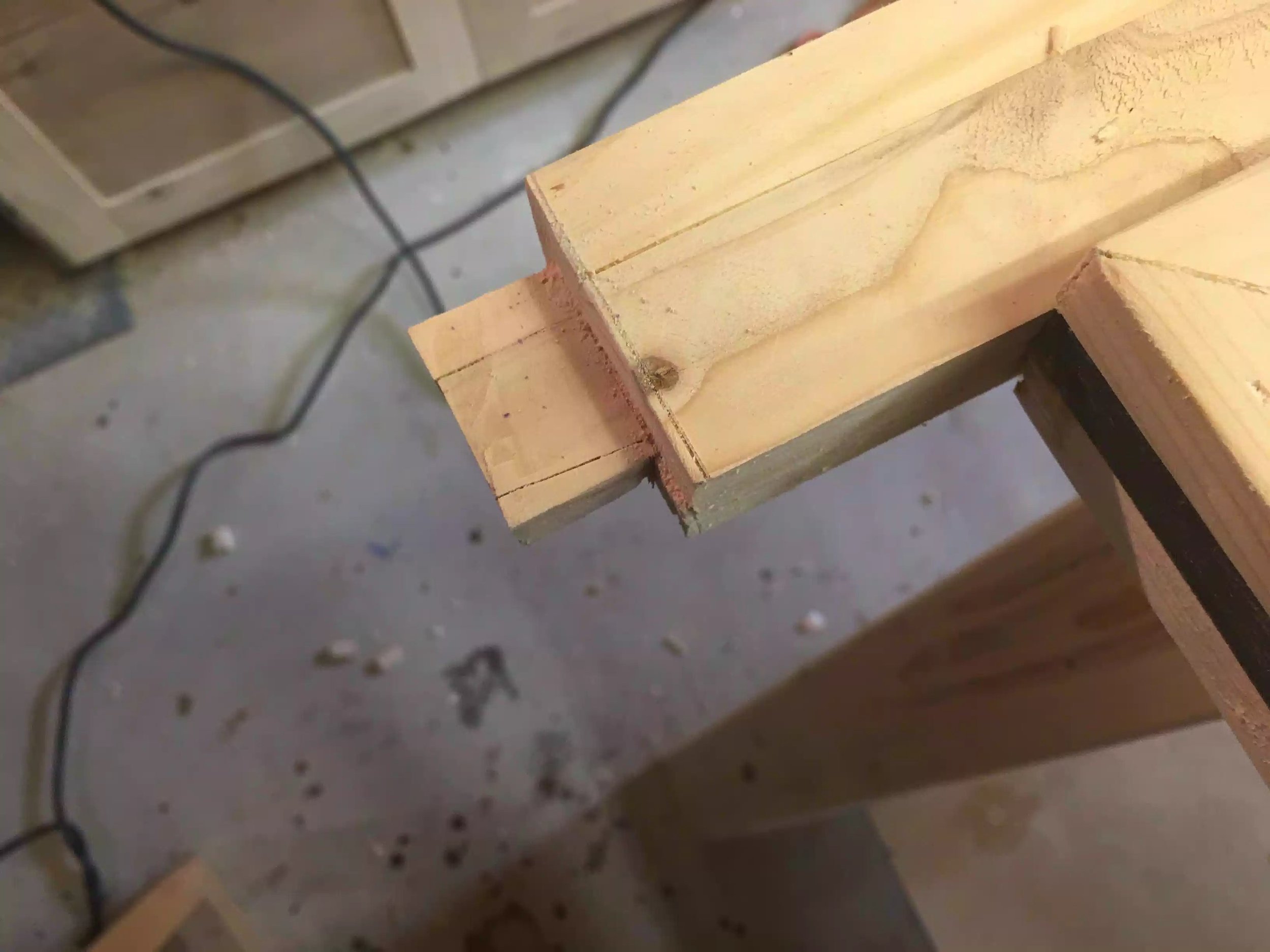 Here is the cut tenon, still needed to clean it up just a little.