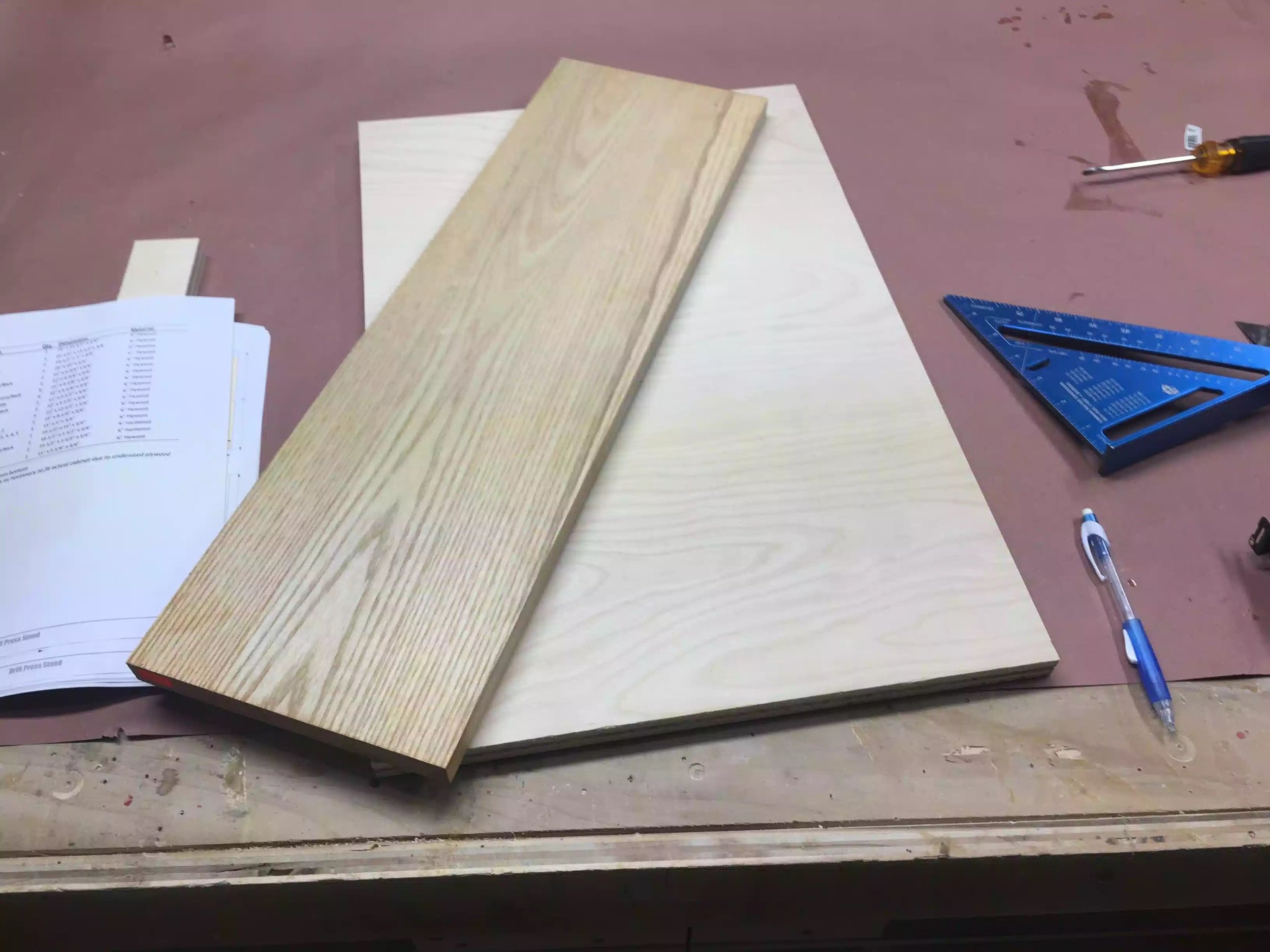 Here you can see the solid ash I picked up from a local lumber yard and the plywood top.