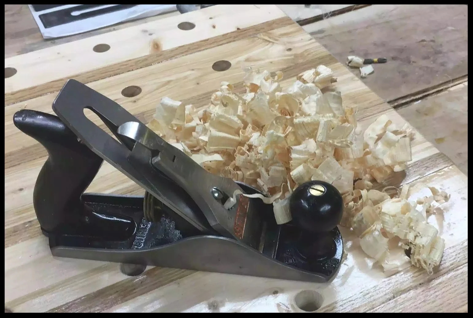 AFTER: Stanley # 4 Bailey Hand plane all restored, as you can see by the shavings I got uniformed thickness and full length shavings