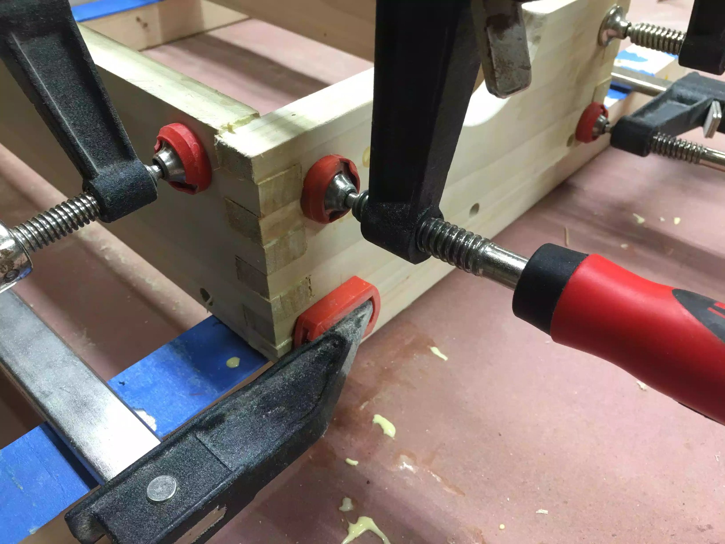 A close up of the box joints, they do look nice but I will have to clean them up after the glue sets.