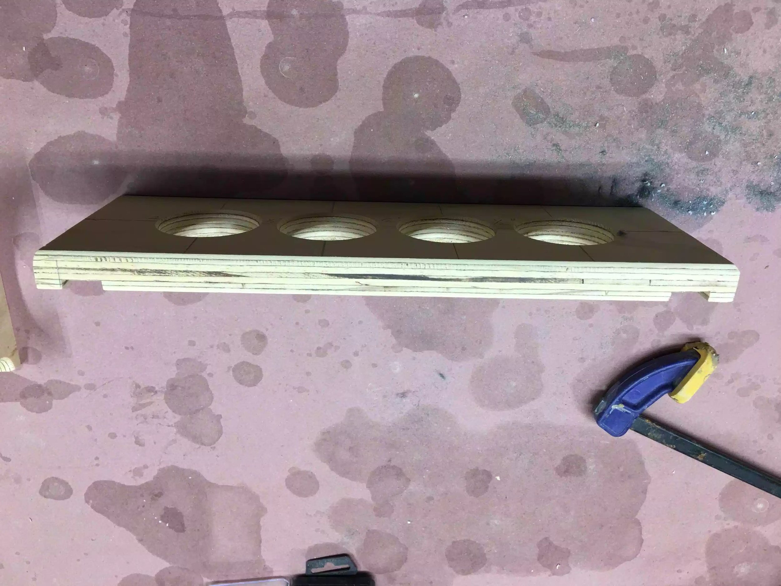 Here you can slightly see the round-over to the top, its very faint that is why I am thinking of using a larger round-over bit , or perhaps even a roman ogee profile might look better, food for thought.
