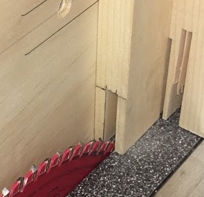 Here is what the notch needs to look like after all the cutting is done. You need to do this on the 2 pieces that are positioned on the front and back of the top, the notches also need to be placed on each end of the work-piece.
