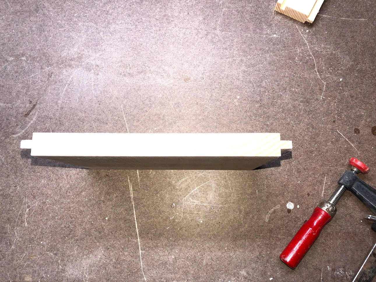 Here is a edge profile of the tongues that were into the base.