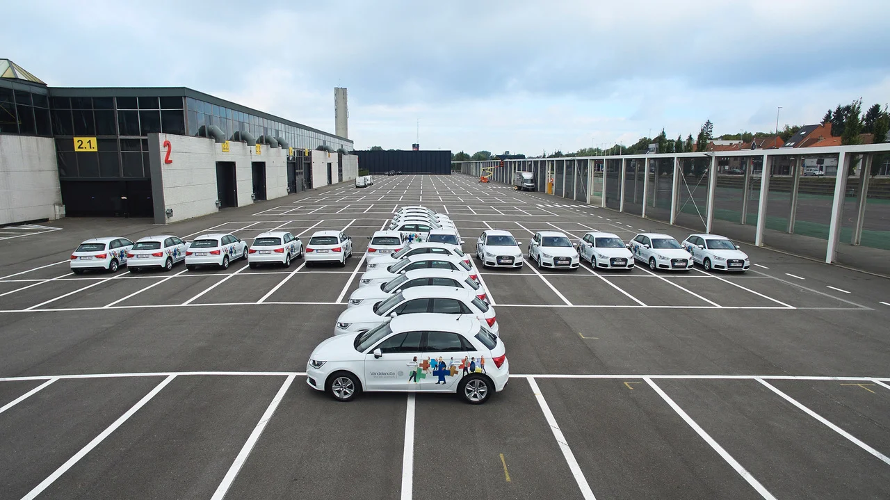 VANDELANOTTE_CAMPAGNEBEELD_AUTO'S_135.jpeg