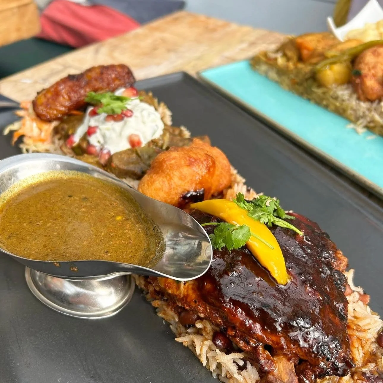 Good luck to those competing in the @mcrhalf today. 

Don&rsquo;t forgot, you can get 50% off food for all those participating +1. You must show your medal to redeem 🥇 that medal is now priceless😉 keep hold of it 

Pics by @bambieeats