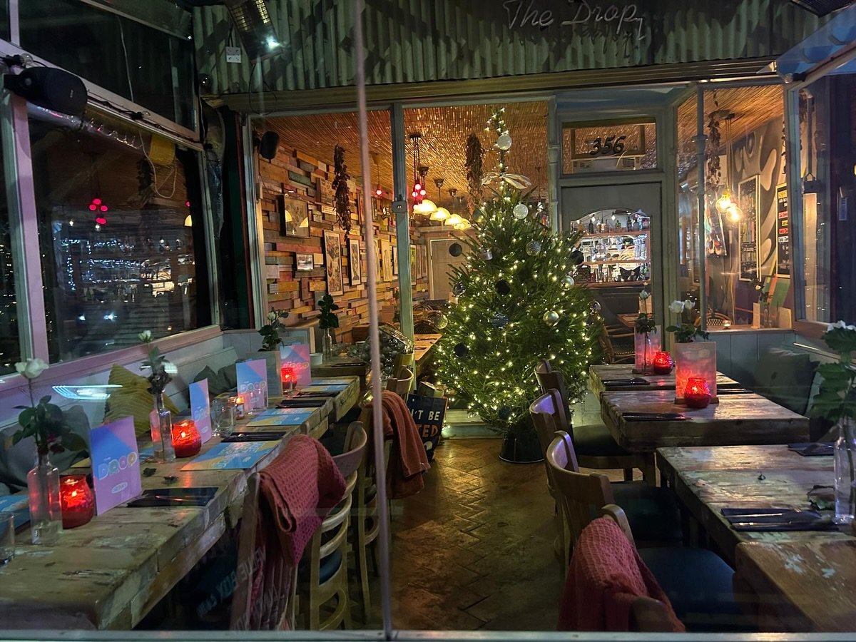 It&rsquo;s that bloody time again 🎄🎅🏾

Come celebrate all the Christmas festivities with us!

FREE Mulled Wine &amp; Hot Rum Toddies with every booking, just walk in and get cosy! 

We&rsquo;ve just opened the books for 31st too! 🥳🎉🎊