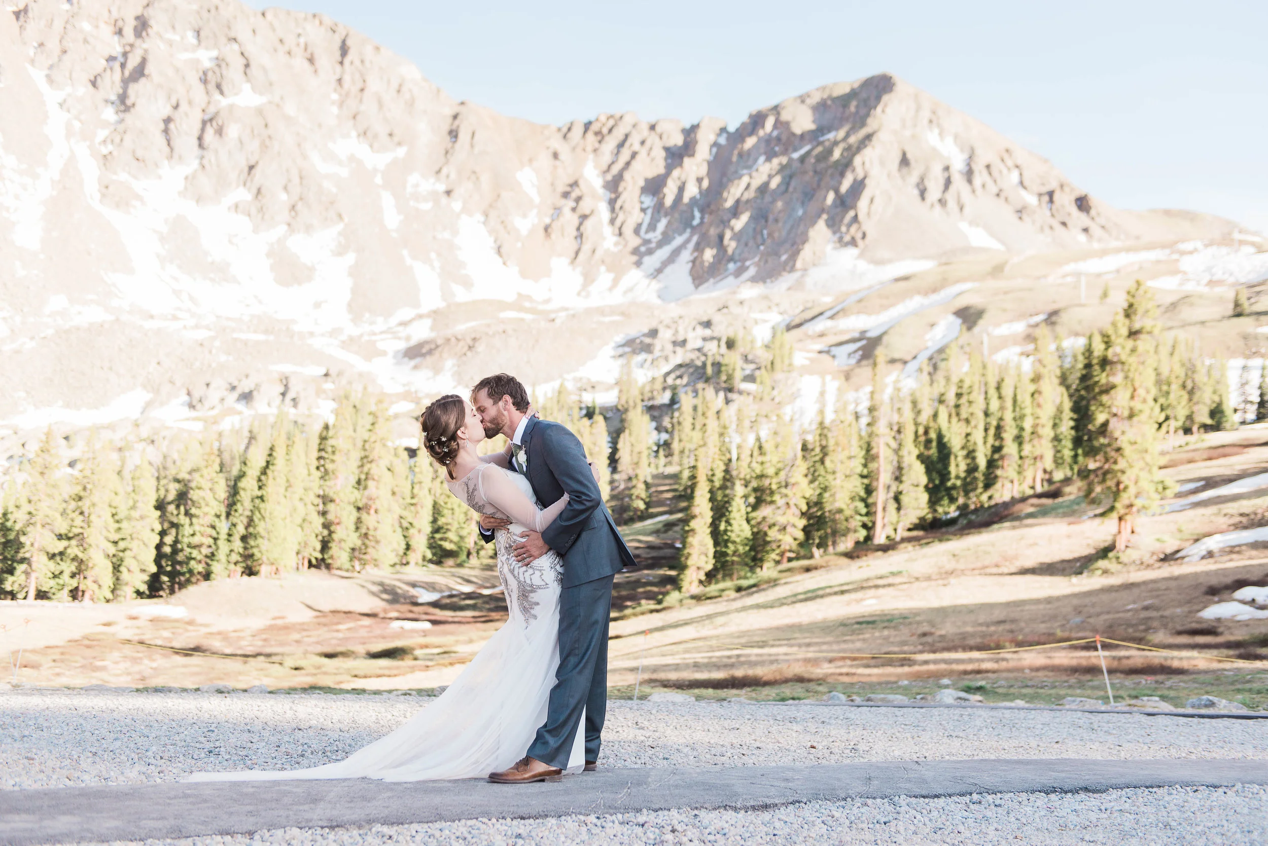 AshleighMillerWeddings-MichelleAllen-ArapahoeBasin-Colorado-4138.jpg