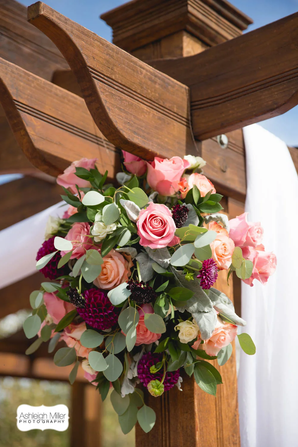 AMW-Wedding-EmilyRyan-WillowRidgeManor-1404-Blog.jpg