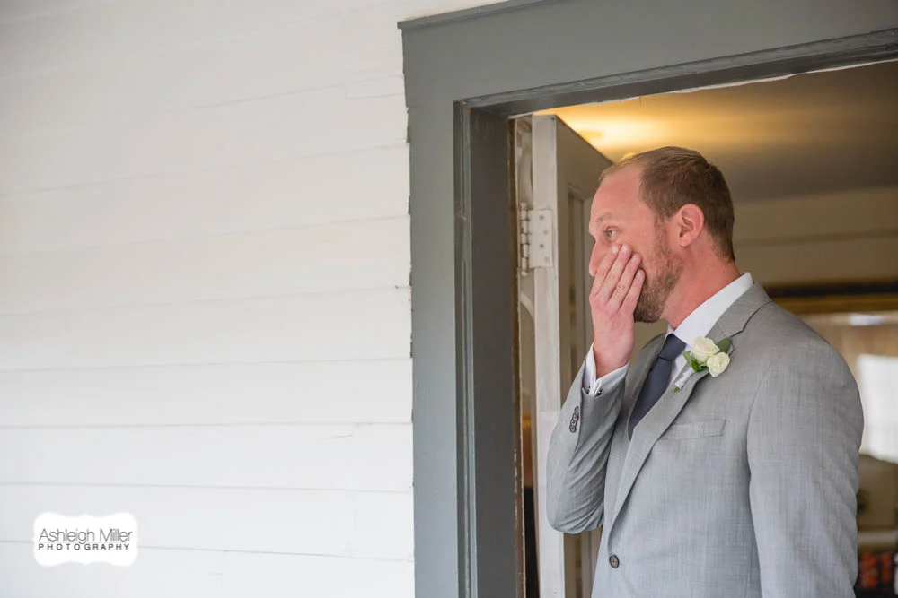 AMW-Wedding-EmilyRyan-WillowRidgeManor-4452-blog.jpg
