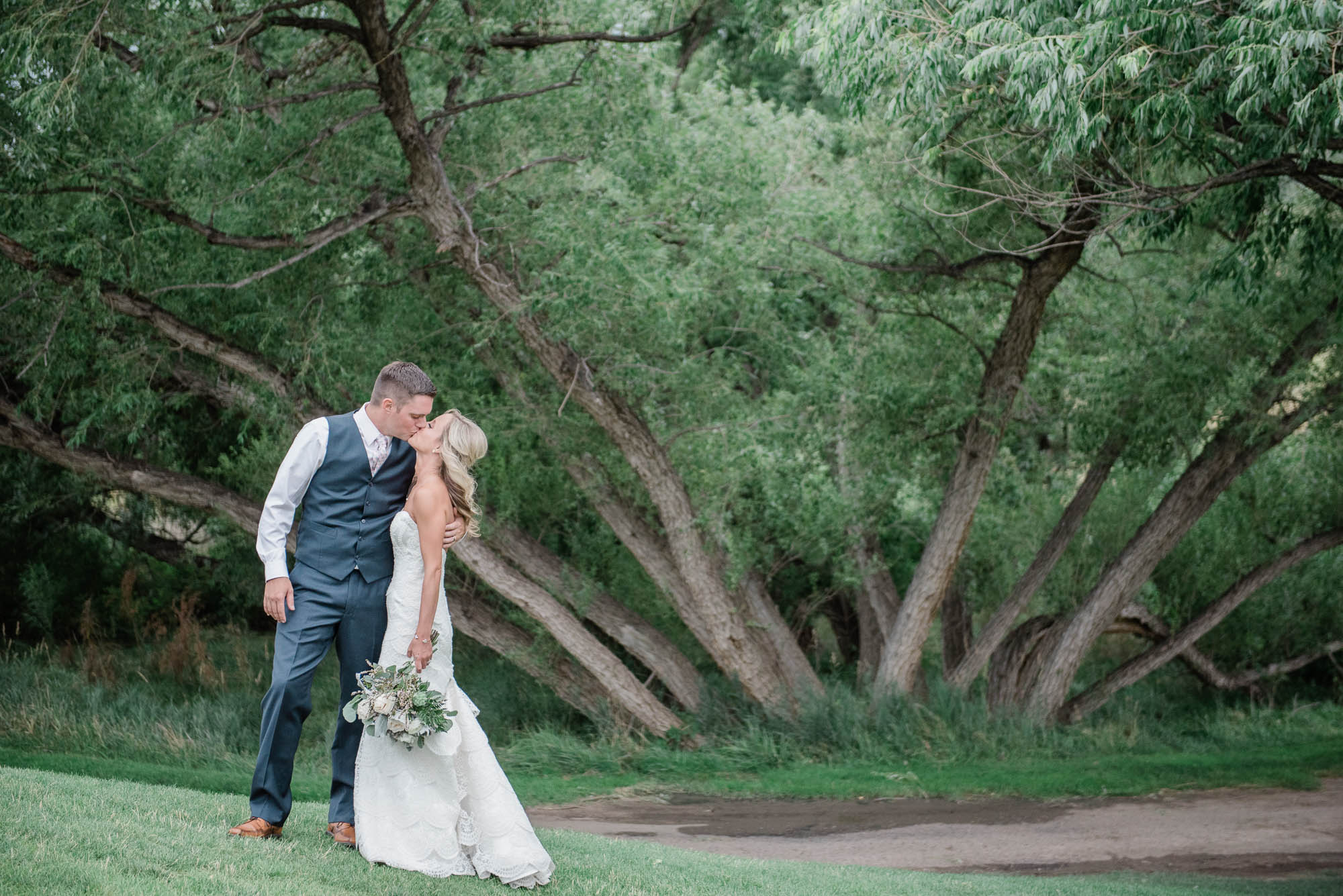 Colorado Wedding Photography at Wedgewood