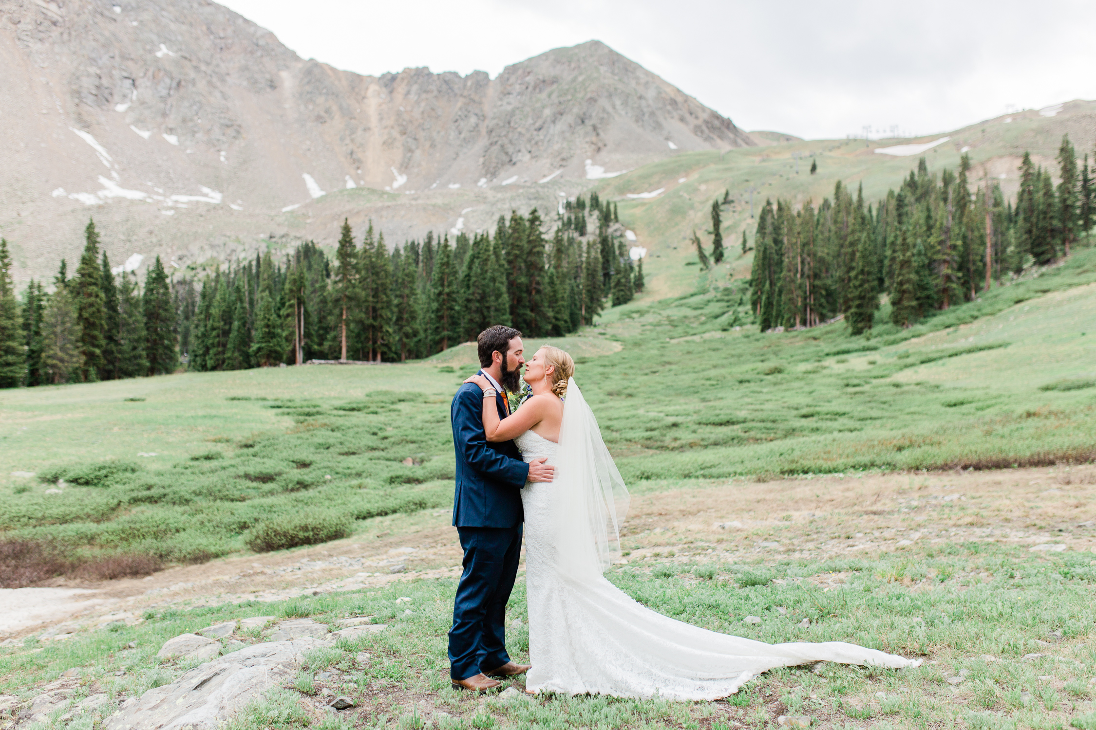 Arapahoe Basin Wedding at Black Mountain Lodge, Colorado - Ashleigh Miller Wedding Photography