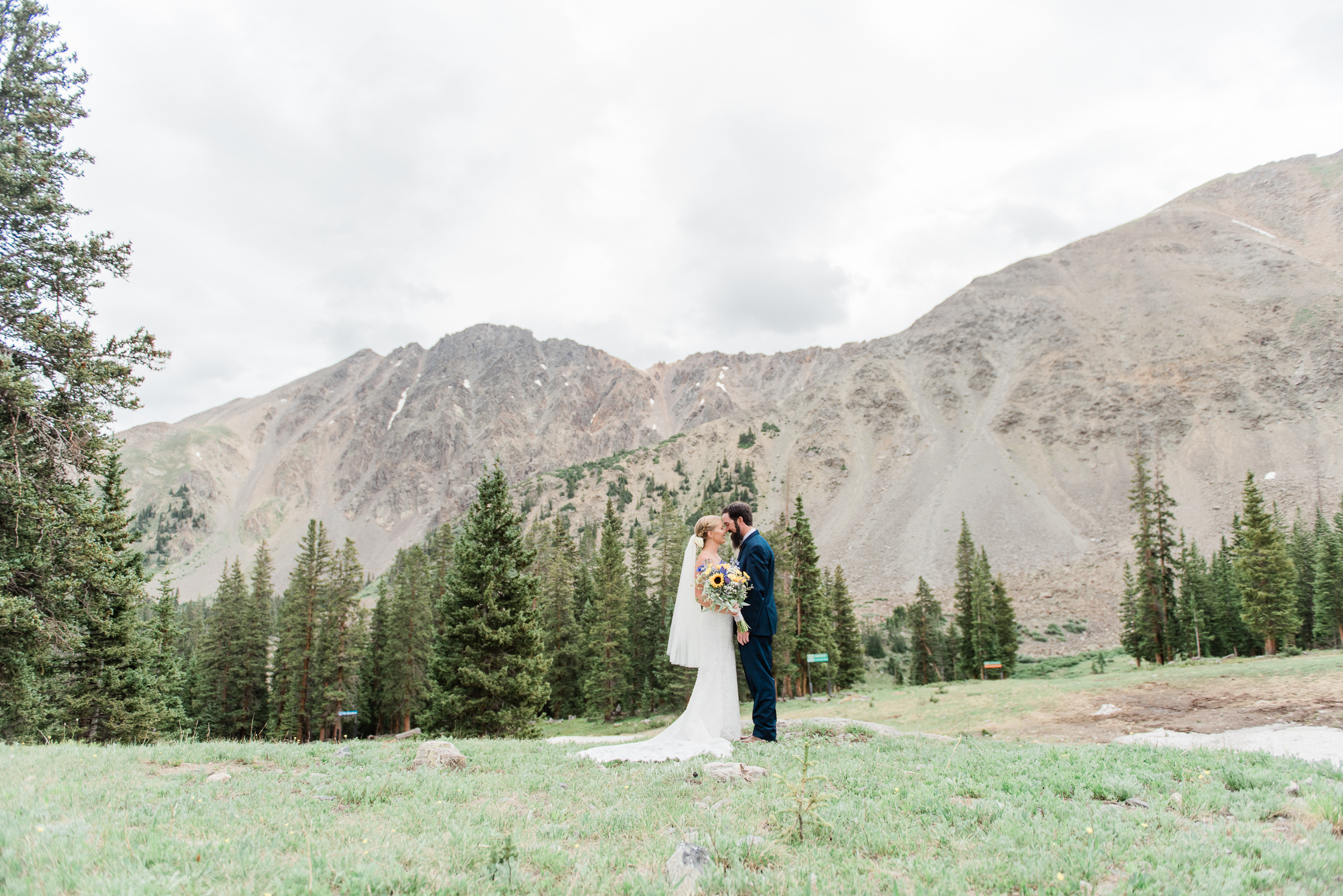 Arapahoe Basin Wedding at Black Mountain Lodge, Colorado - Ashleigh Miller Wedding Photography