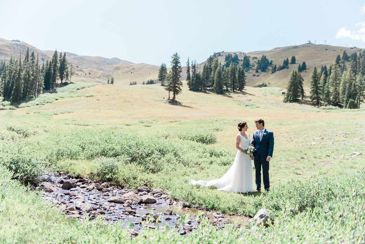AshleighMillerPhotography-Wedding-Natalia-Matt-ArapahoeBasin-Colorado-1.jpg