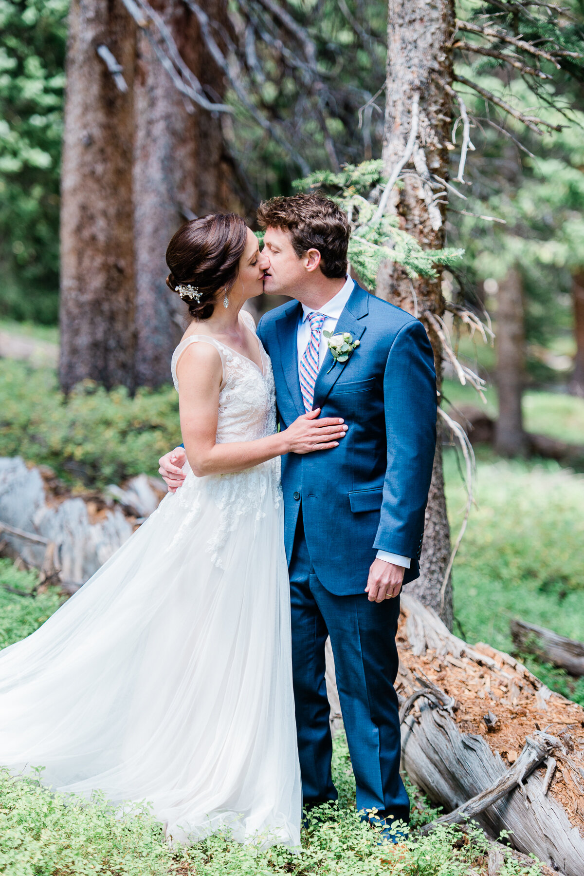 AshleighMillerPhotography-Wedding-Natalia-Matt-ArapahoeBasin-Colorado-16.jpg