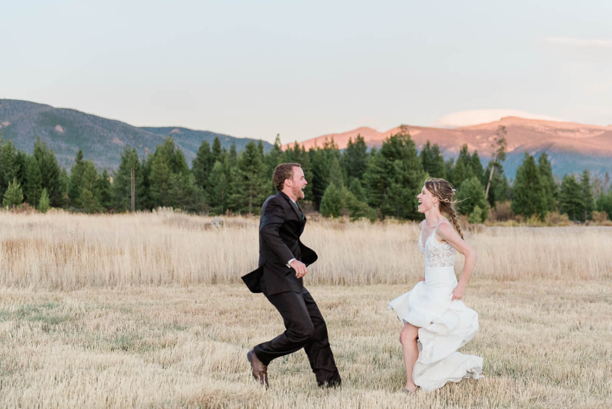 AshleighMillerPhotography-Wedding-BeccaWeston-WindingRiverRanch-GrandLake-Colorado-48.jpg