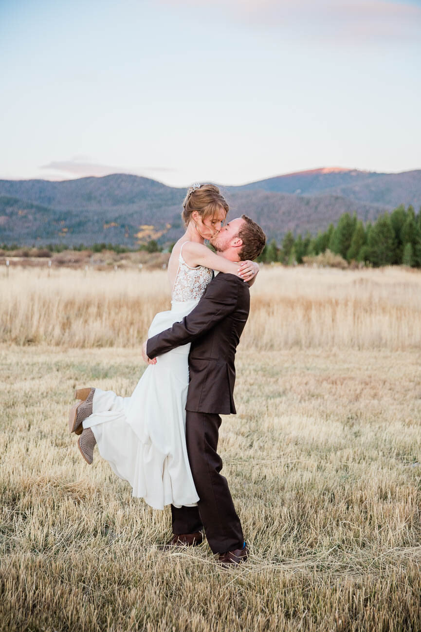 AshleighMillerPhotography-Wedding-BeccaWeston-WindingRiverRanch-GrandLake-Colorado-49.jpg