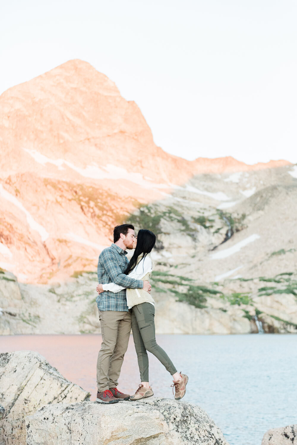 AshleighMillerPhotography-Hiking-Engagement-Boulder-Colorado-7.jpg