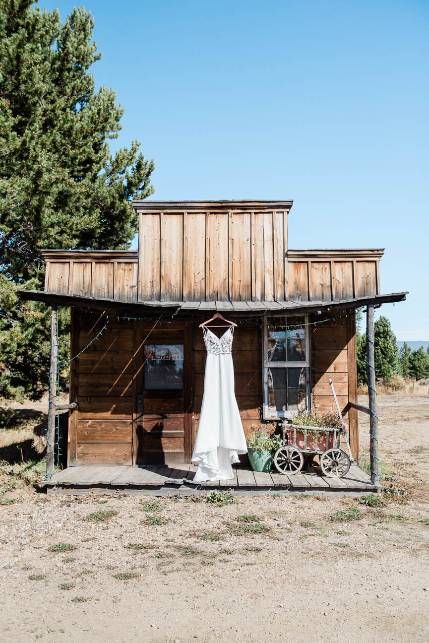 AshleighMillerPhotography-Wedding-BeccaWeston-WindingRiverRanch-GrandLake-Colorado-1.jpg