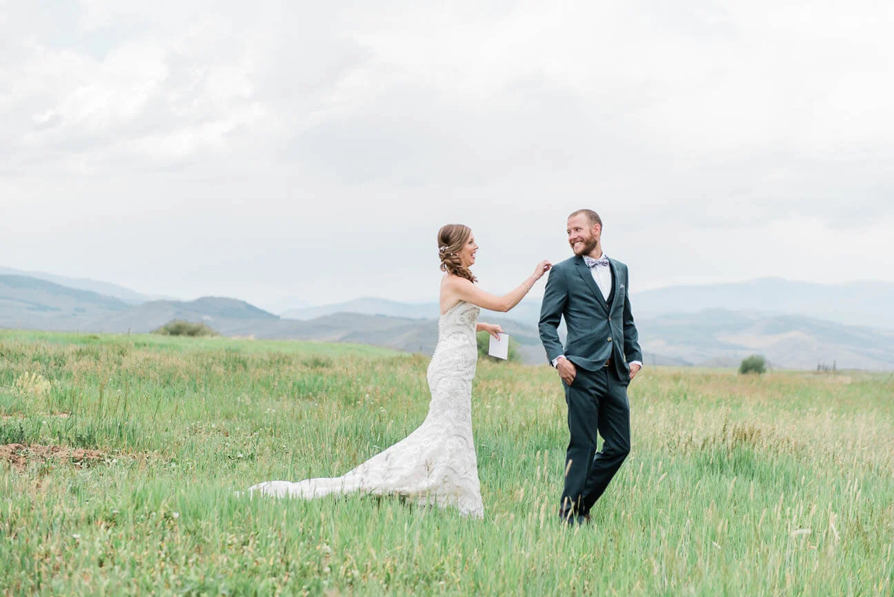 crestview-lodge-in-grandby-wedding-photography-17.jpg