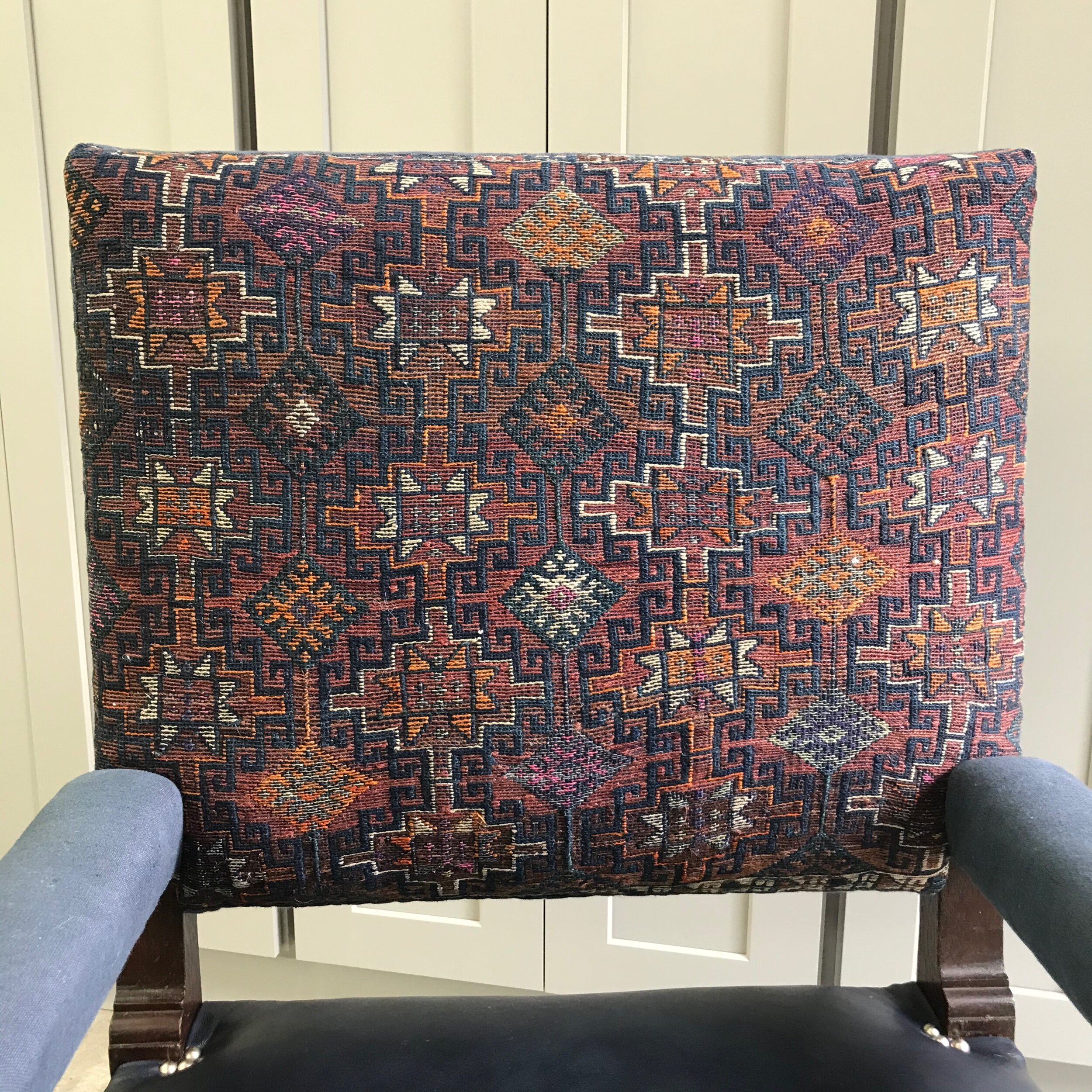 1A61EE05-DFC4-44D7-B233-43CE8D389D75