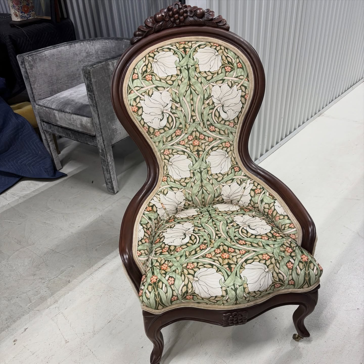 A client&rsquo;s 1800s chair, refinished and reupholstered with horsehair padding. Traditional materials and methods are perfect for antiques. So is this gorgeous William Morris velvet. Look how the pattern lent itself to the shape of the chair! 
The