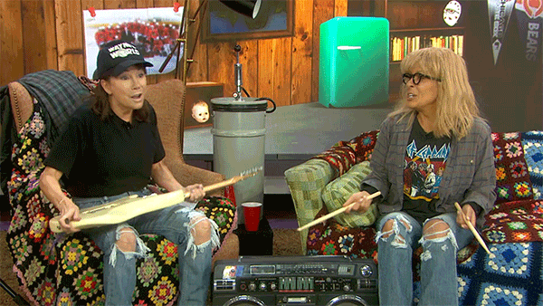 1D274907118839-tdy-klg-gif2-141031.gif