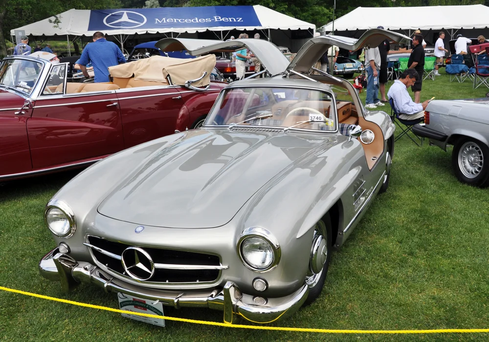 Bill Jacobs brought his superb ARI-restored Gullwing out to garner The Most Outstanding Mercedes Benz Award among some very stiff competition. Well done, Bill, thanks...