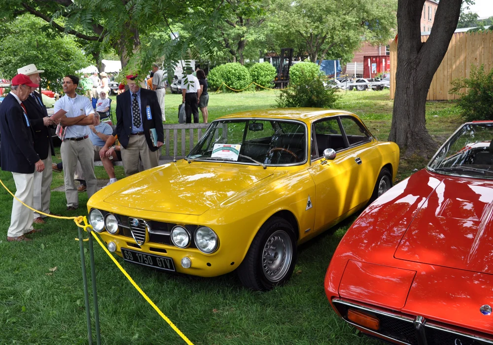 Just back from 1000 Rally miles having completed Rich & Jean Taylors entertaining New England 1000 event we find Hans Abrahams talking with the judges. Careful rally prep was followed by a quick trip back to us for some pre-concour detailing.