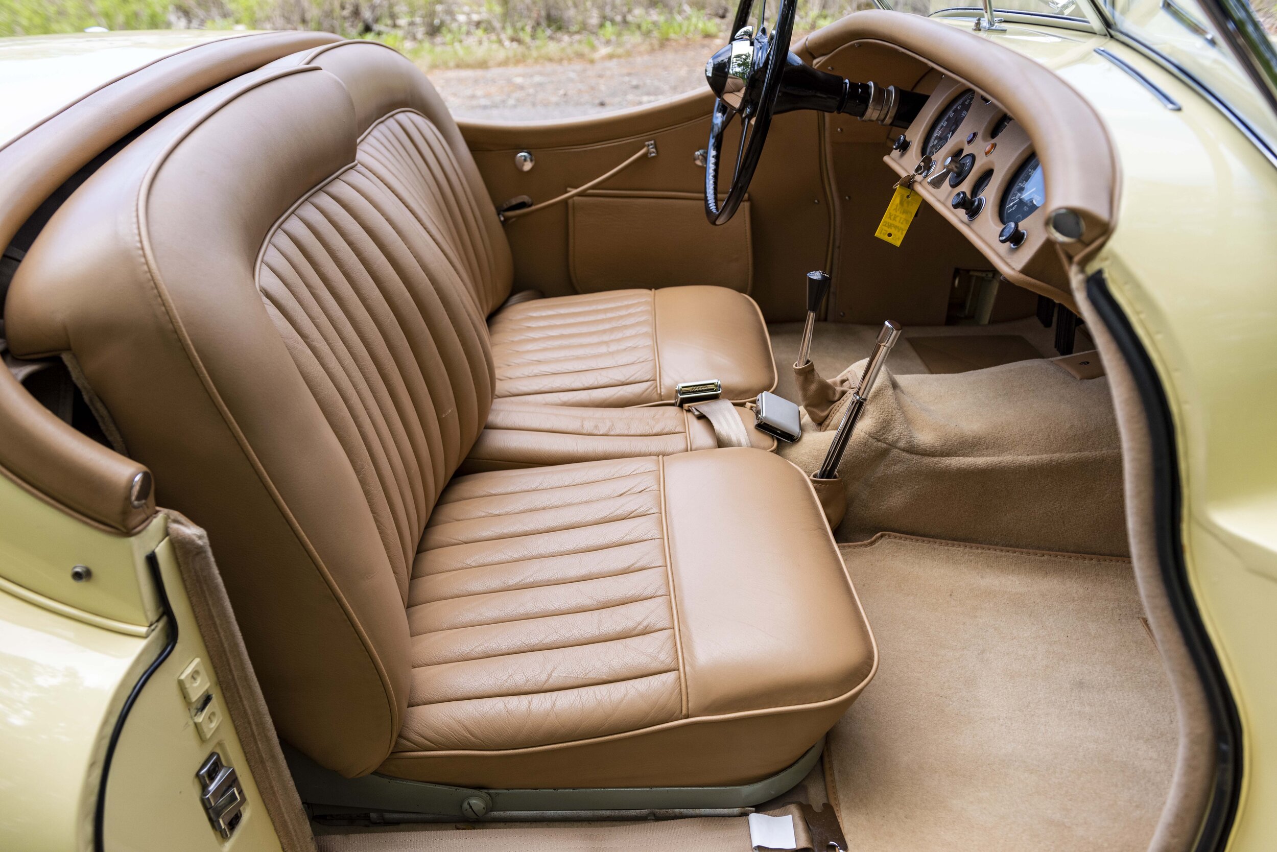 1954 Jaguar XK120 (18).jpg