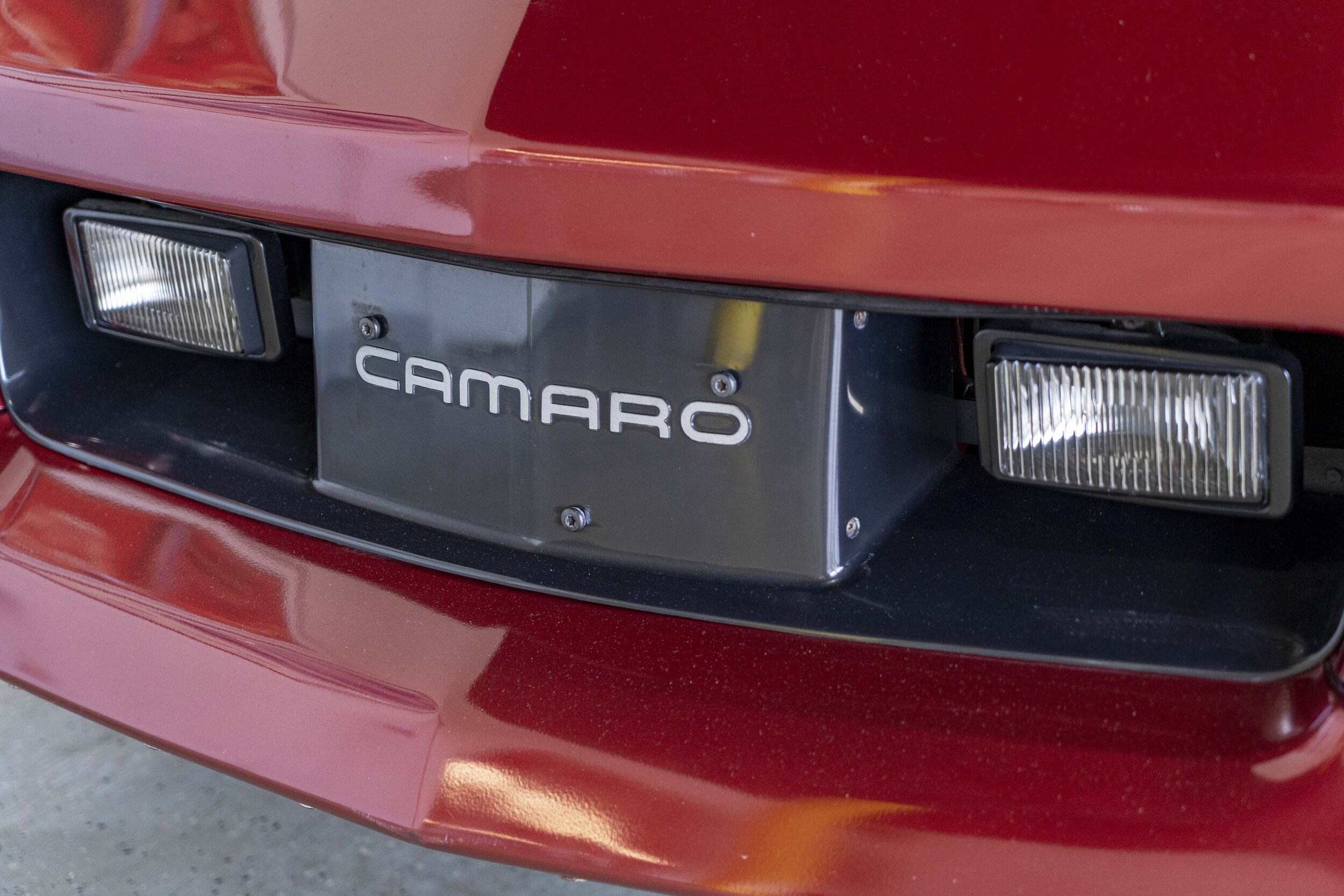 1990 Chevrolet Camaro IROC-Z (32).jpg
