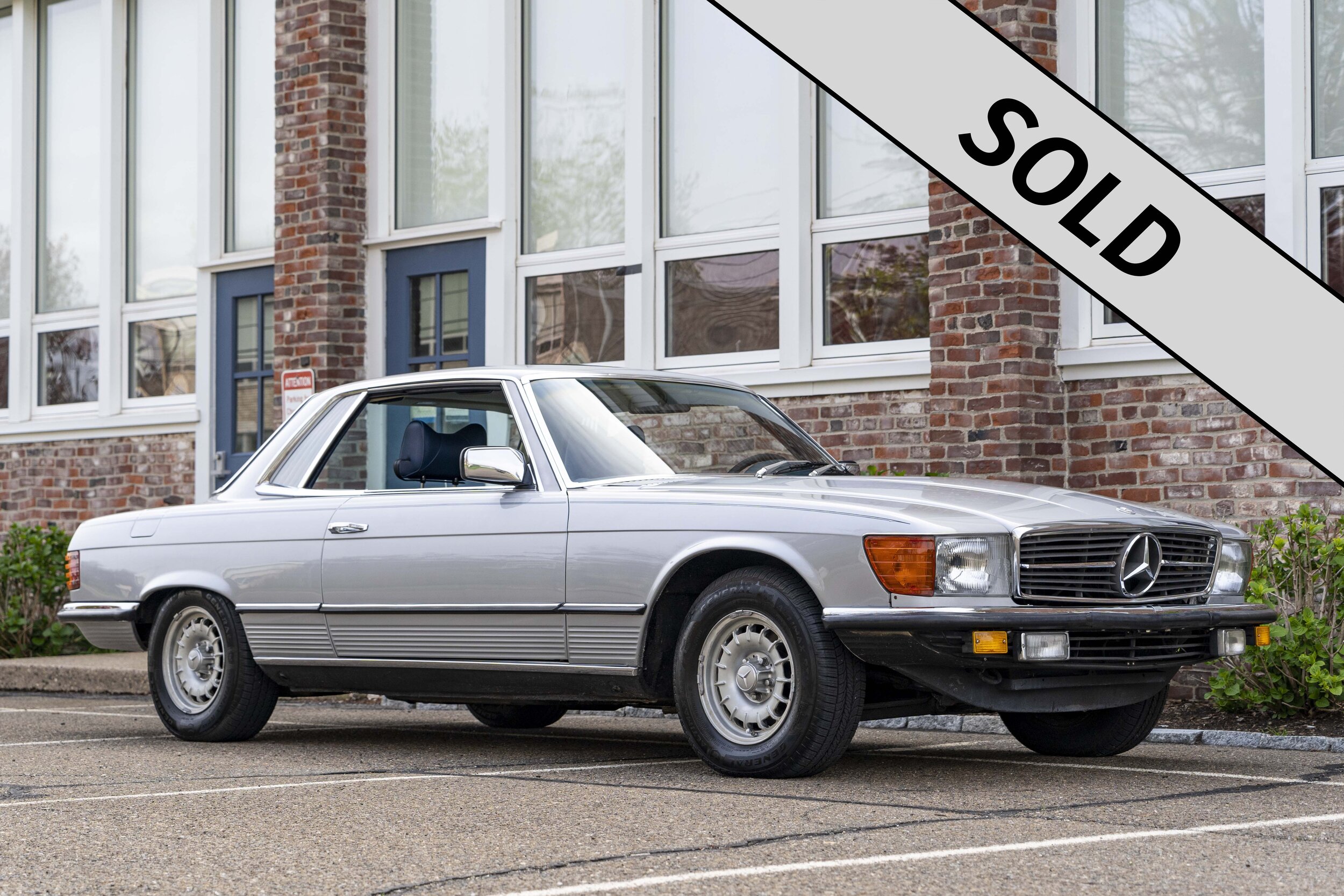 1979 Mercedes Benz 450SLC (18) SOLD.jpg