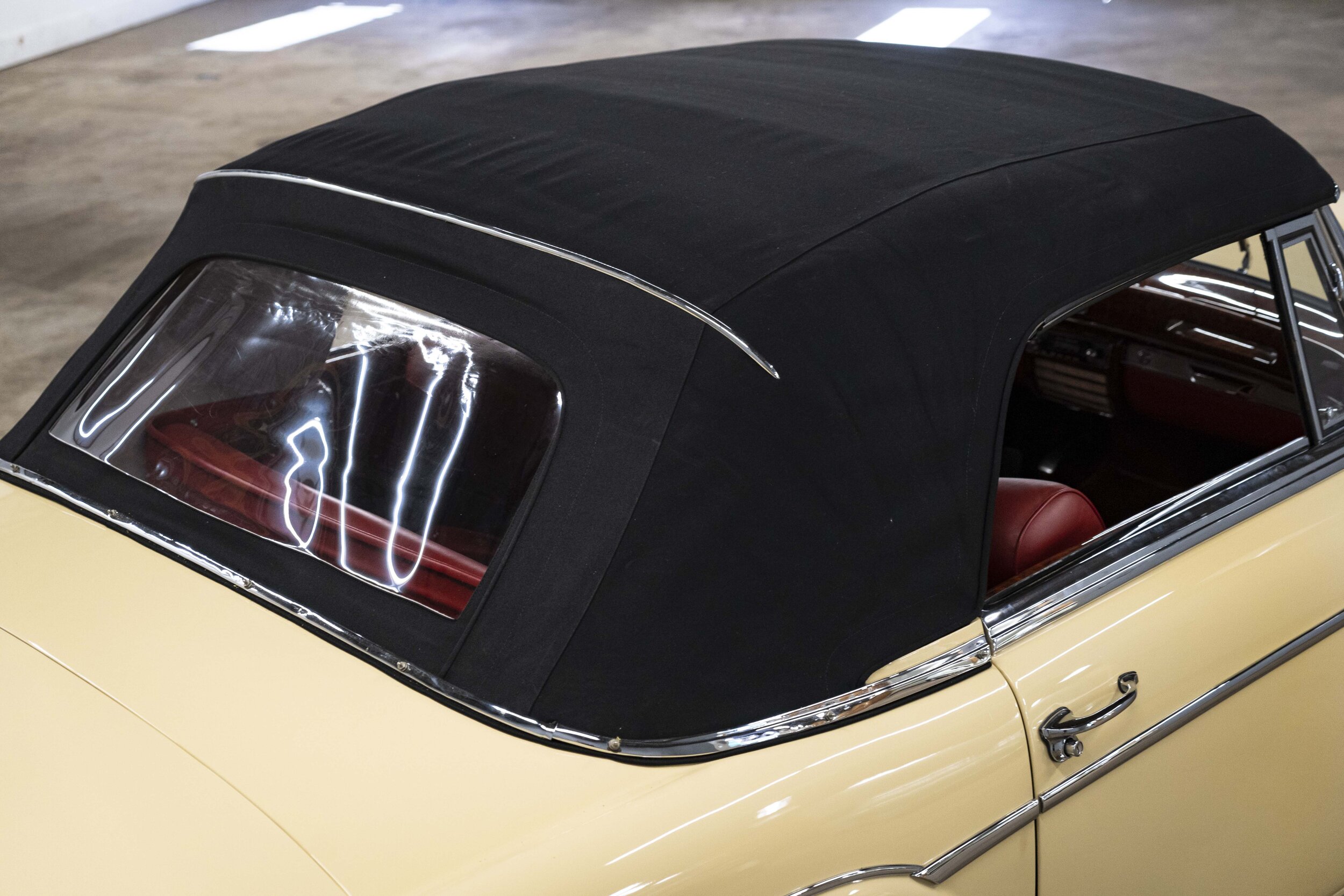 1960 Mercedes Benz 220S (45).jpg