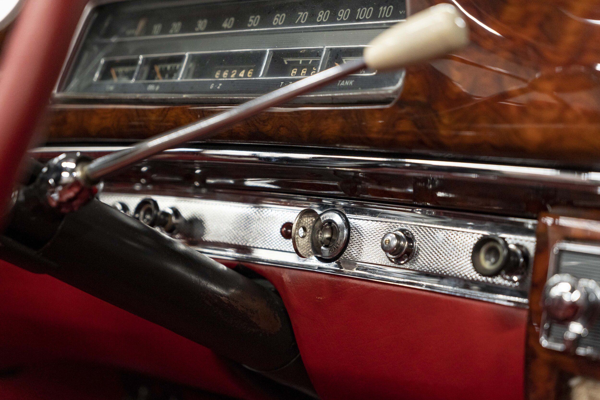 1960 Mercedes Benz 220S (101).jpg