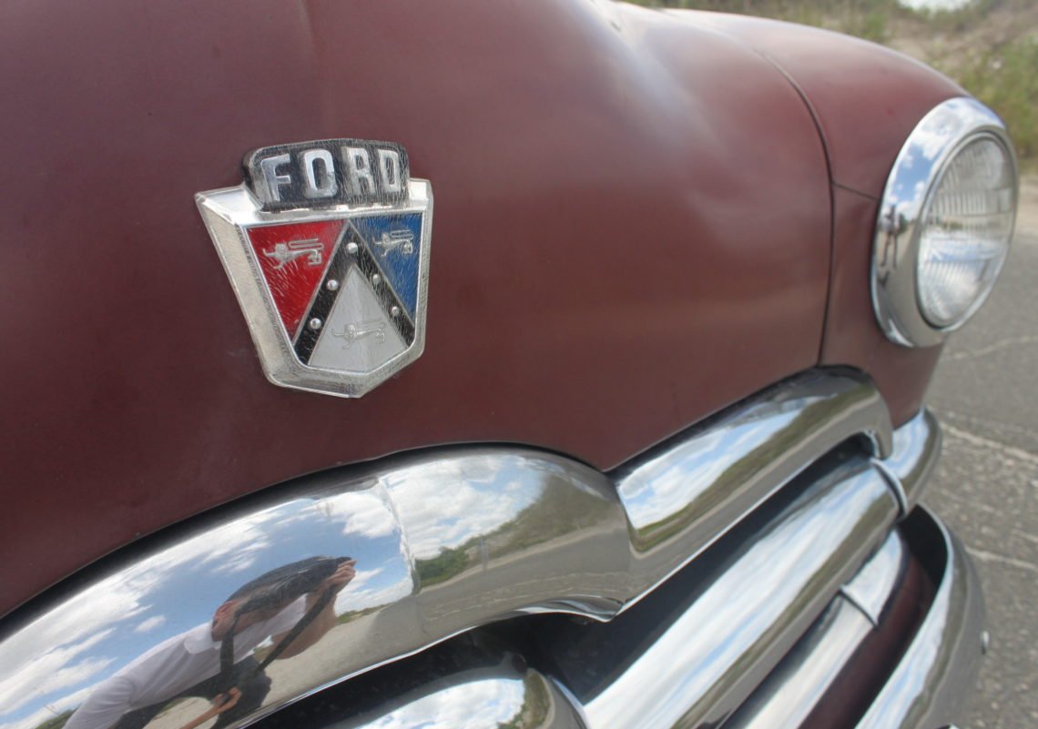 1950 Ford Woody Wagon (37).jpg