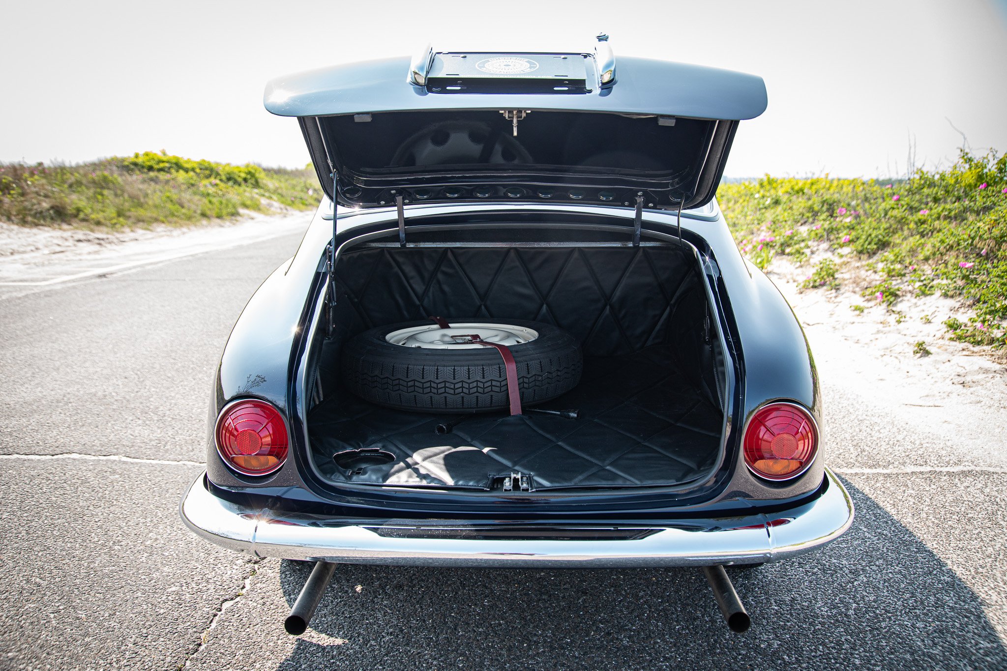 Lancia Aurelia Trunk (1).jpg