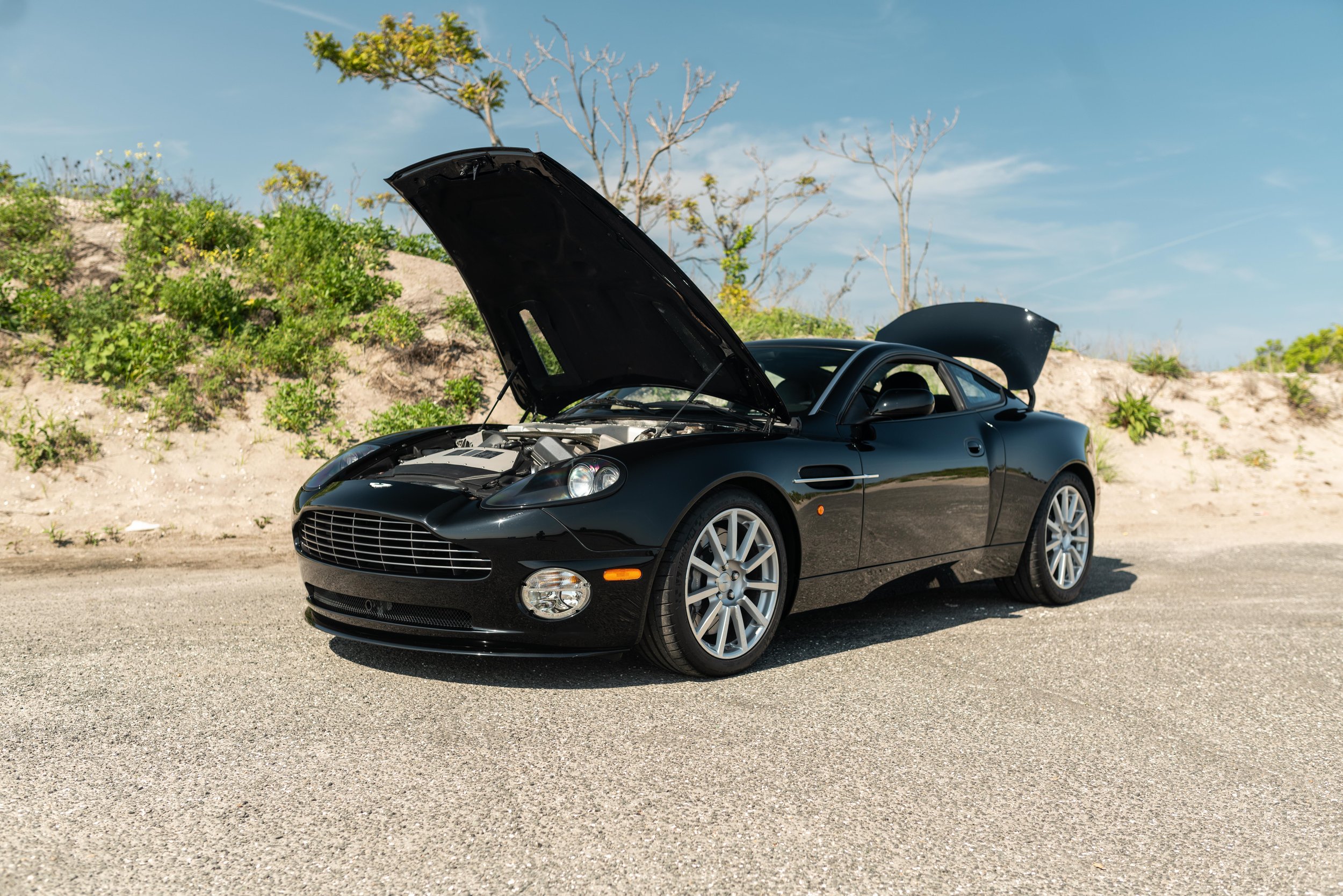astonmartinvanquish-53.jpg