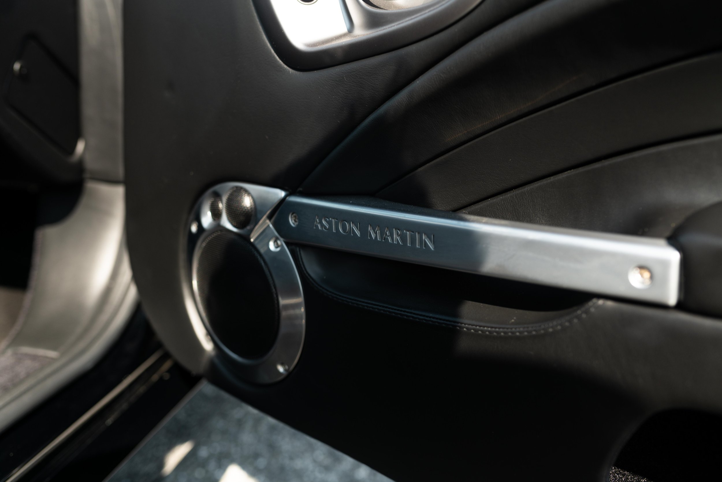 astonmartinvanquish-94.jpg