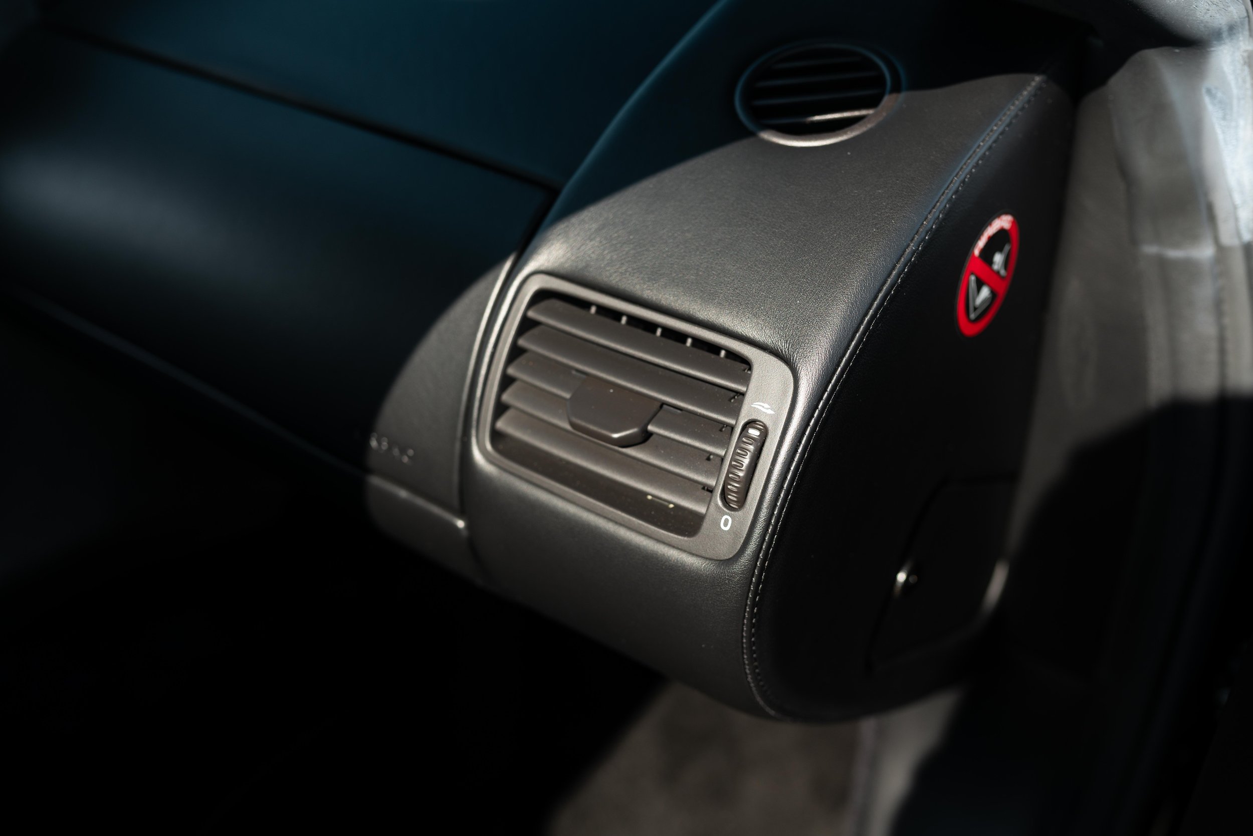 astonmartinvanquish-97.jpg