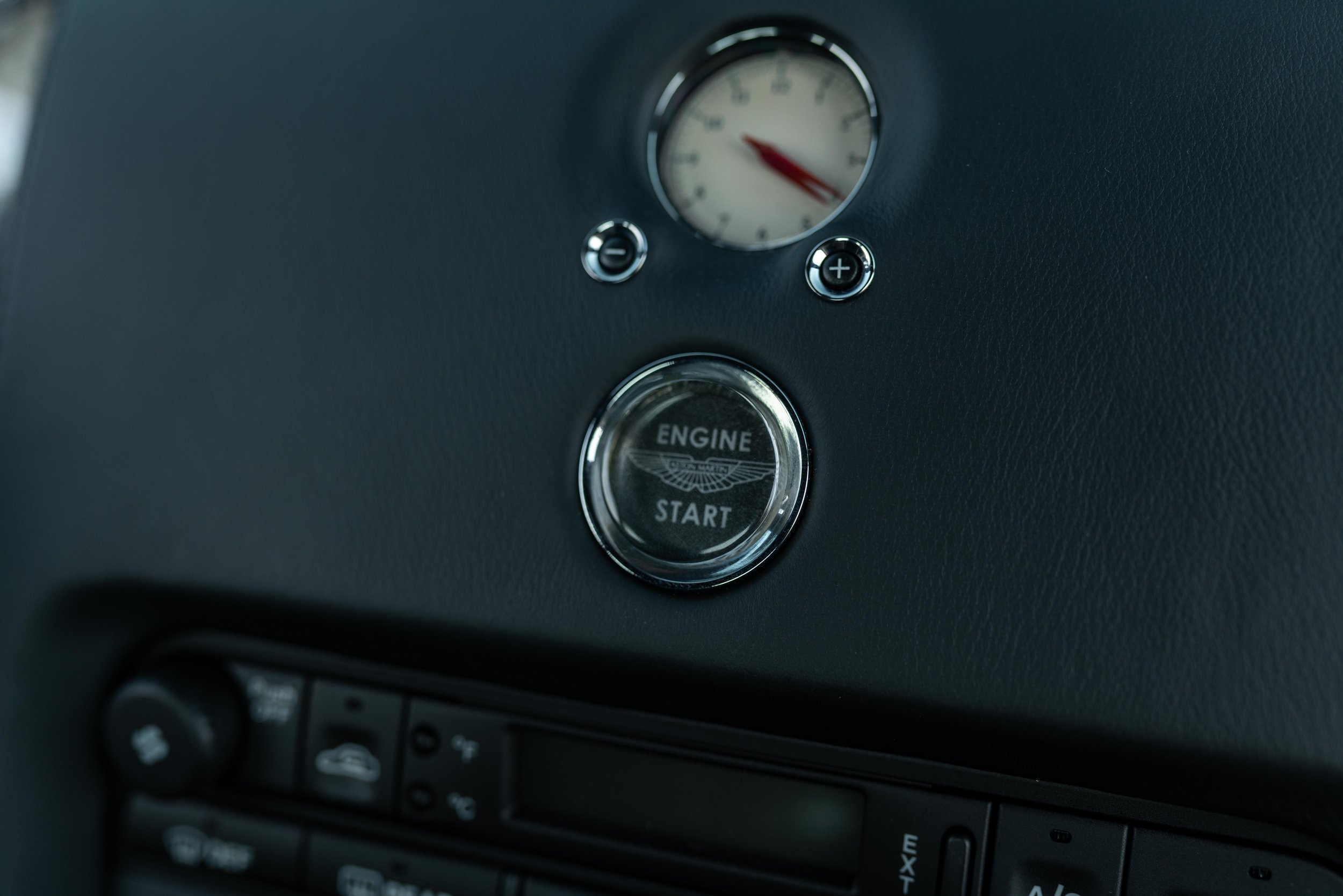 astonmartinvanquish-105.jpg