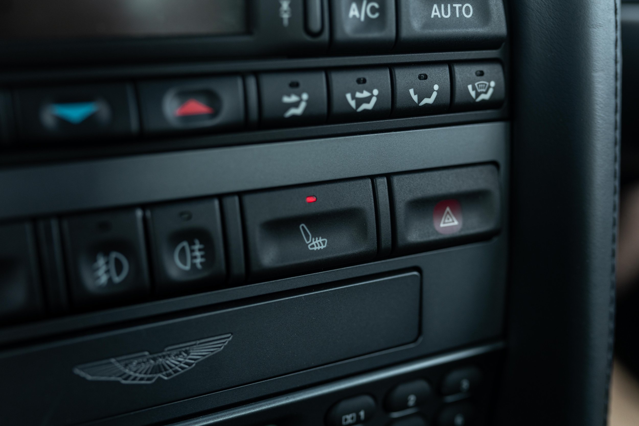 astonmartinvanquish-146.jpg