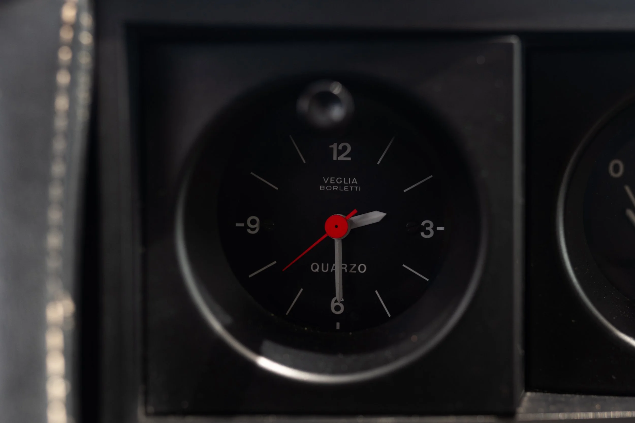 ferrari 400i-125.jpg