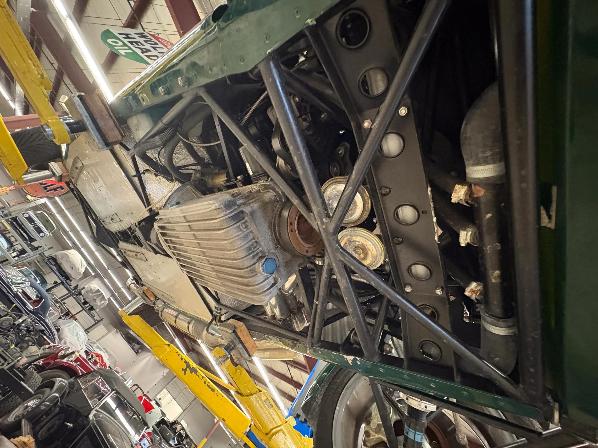 caterham underside-17.jpg
