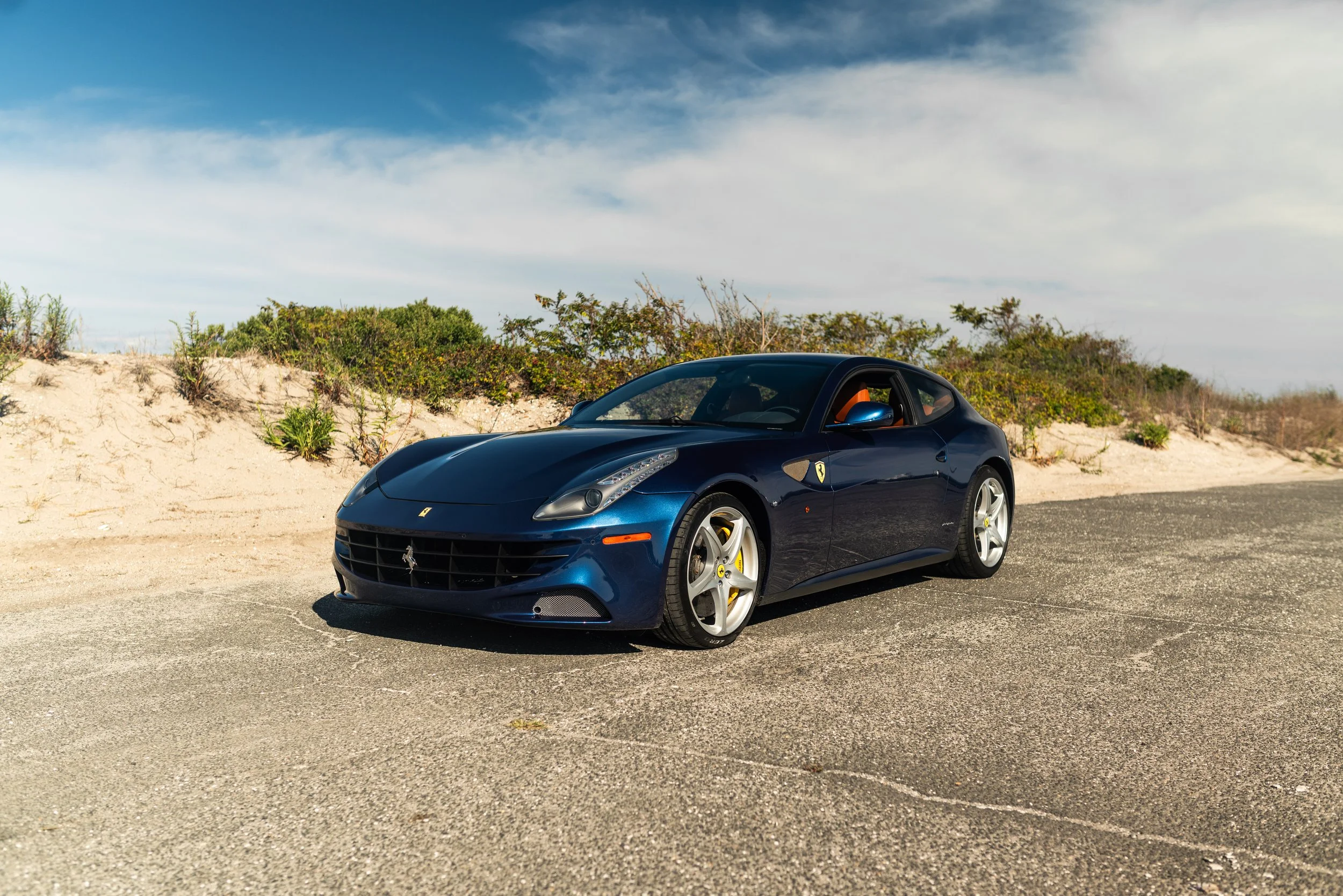 ferrrari ff-77.jpg