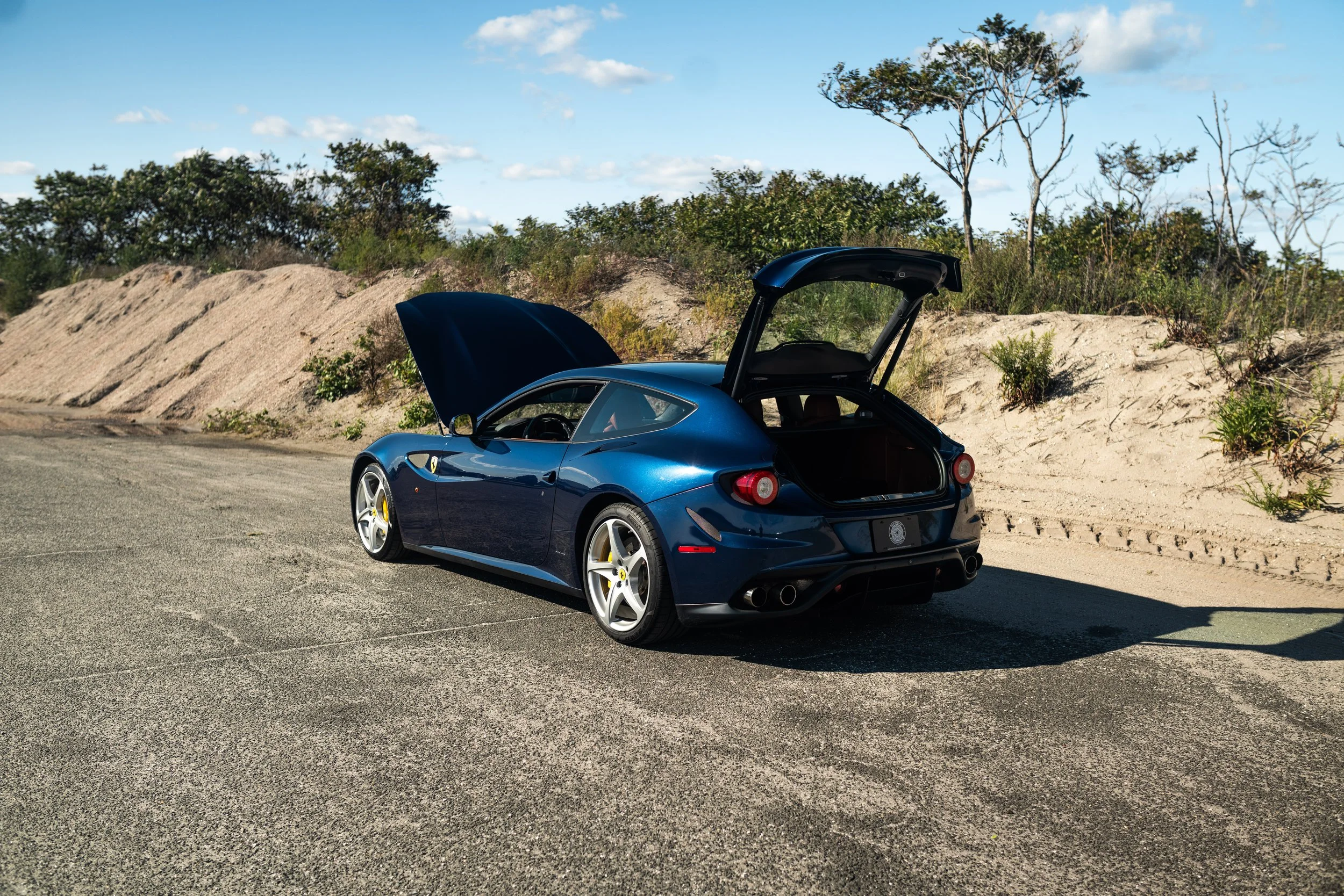ferrrari ff-104.jpg