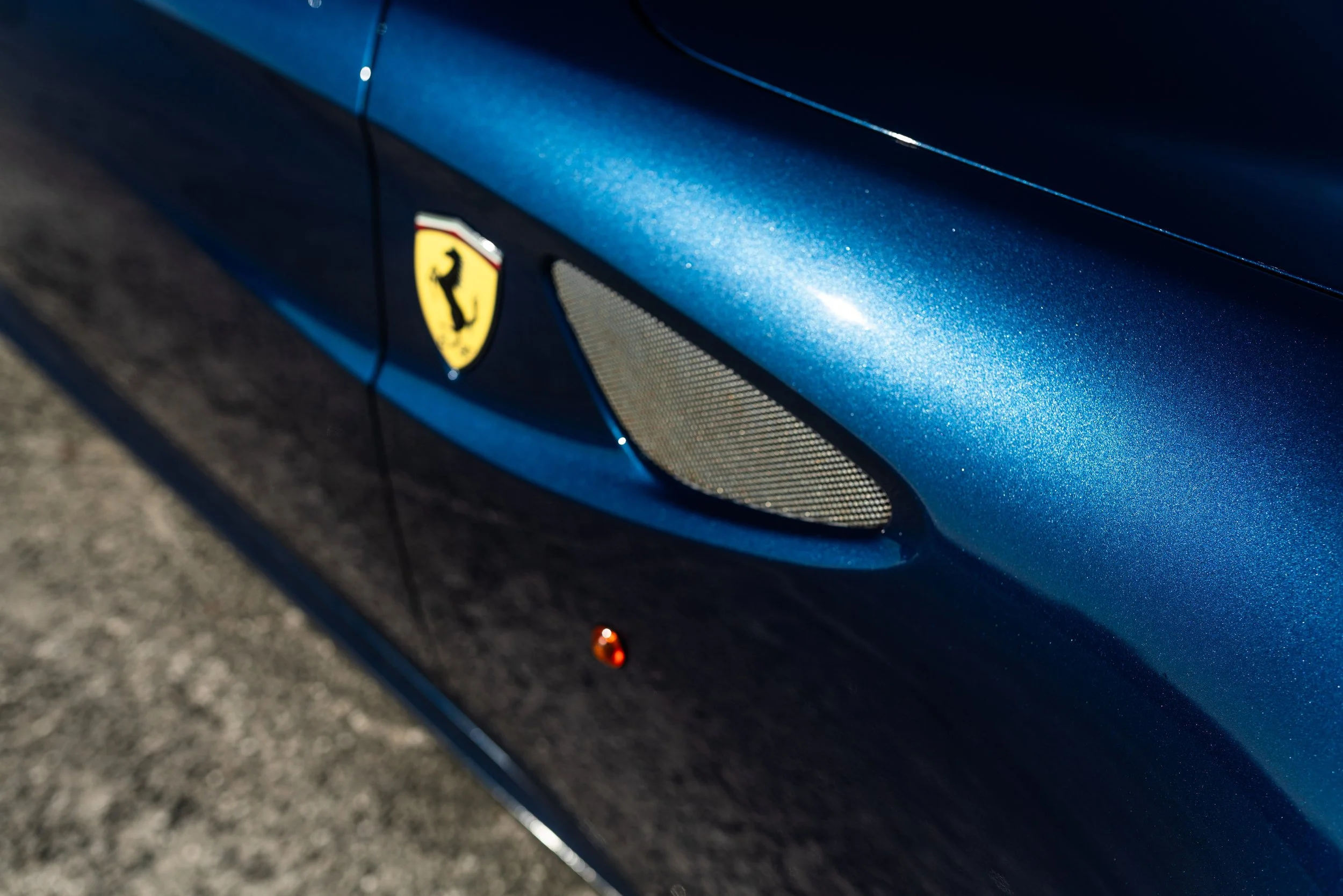 ferrrari ff-195.jpg