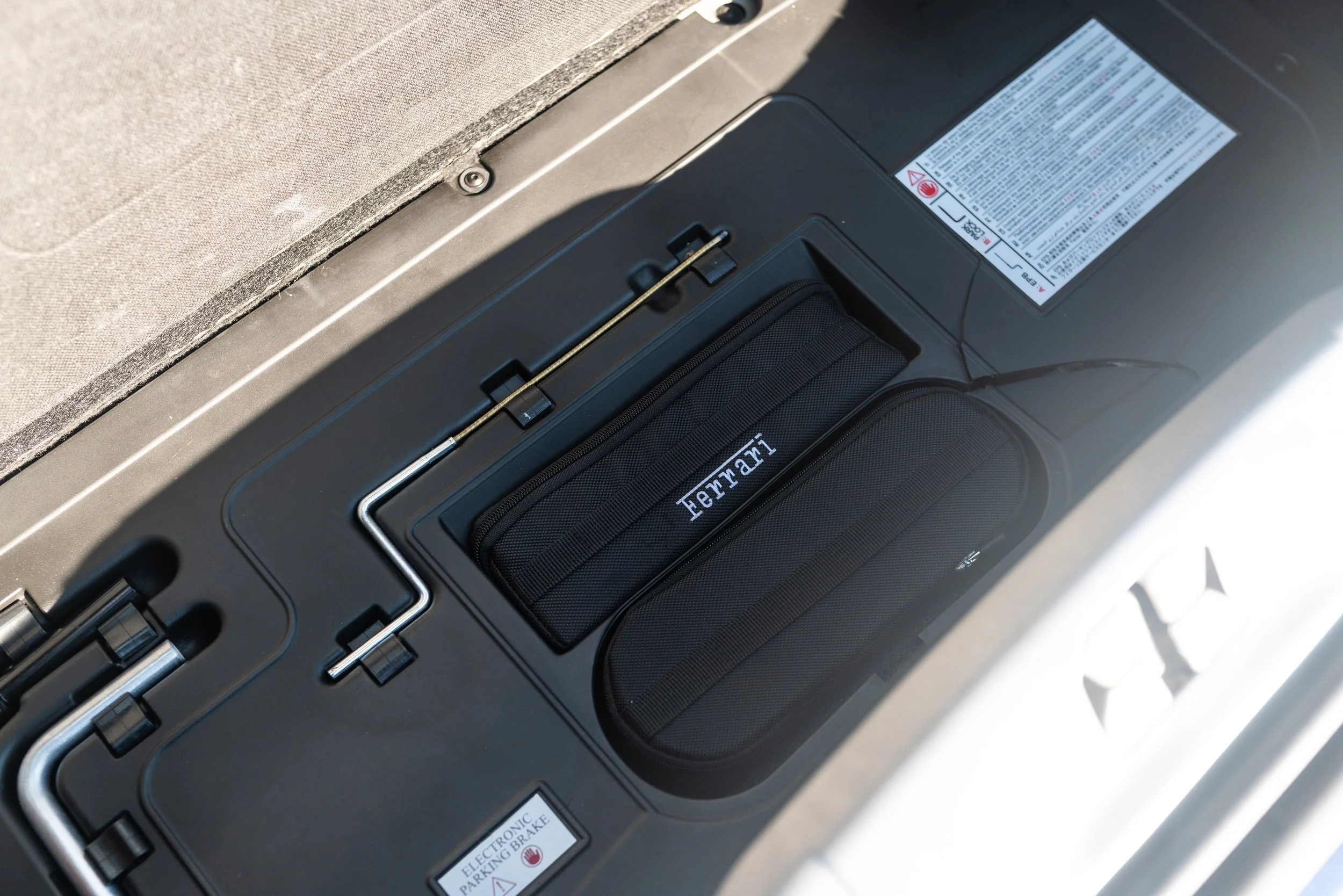 ferrrari ff-252.jpg