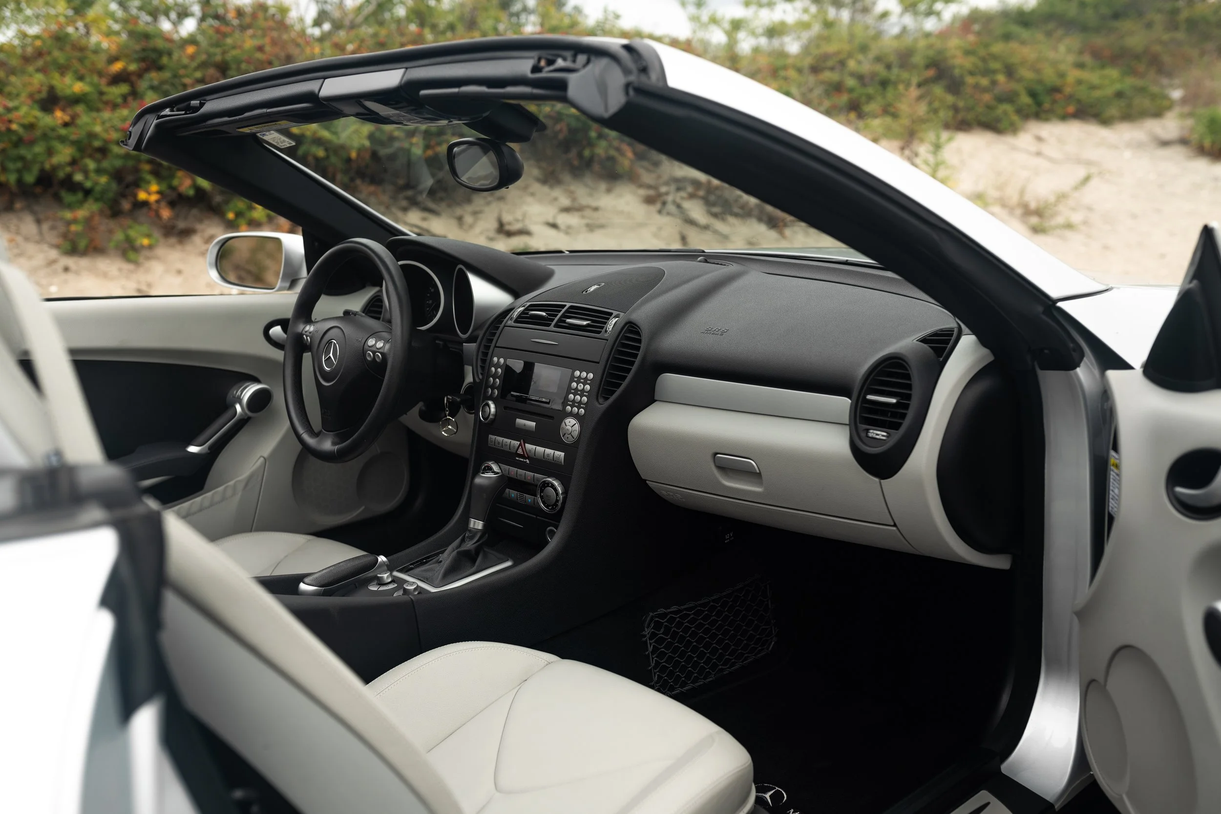 mercedes slk350-220.jpg